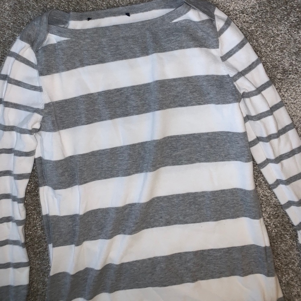 Womens Gray & White Striped Sweater - Picture 3 of 4